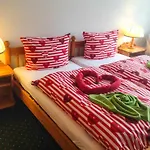 An Der Uffe Gasthuis 3*